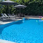 Anemelie Villa *