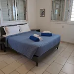 Anemelie Villa