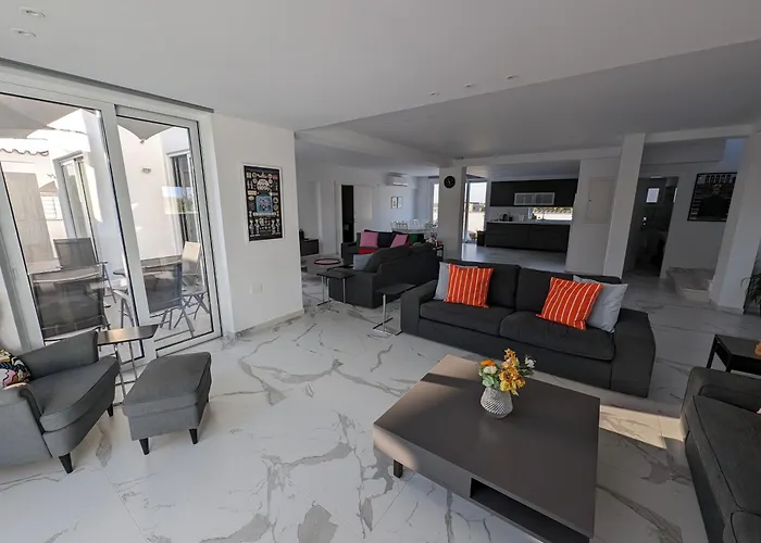 Vila Anemelie Sotira (Famagusta)